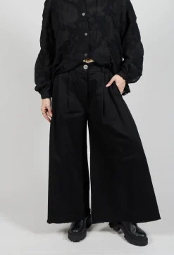 Pleat Front Trousers in Gabardina di Cotone Nero