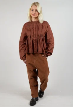 Pleat Shirt in Brown