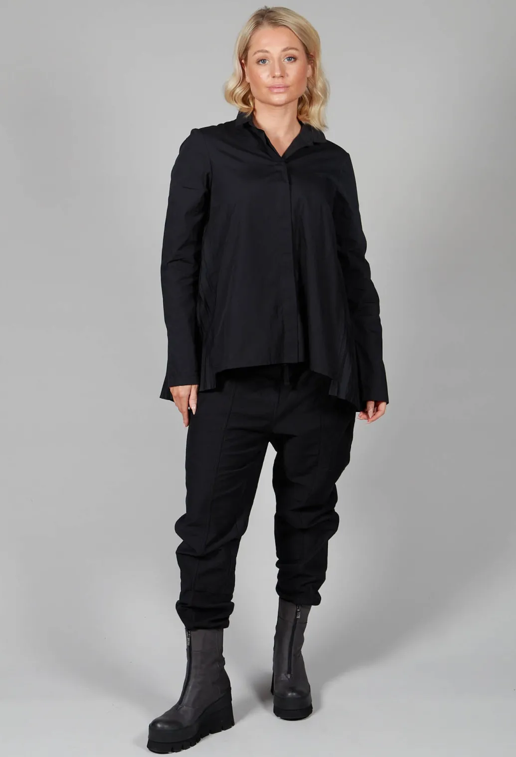 Pleated Back Shirt in Black