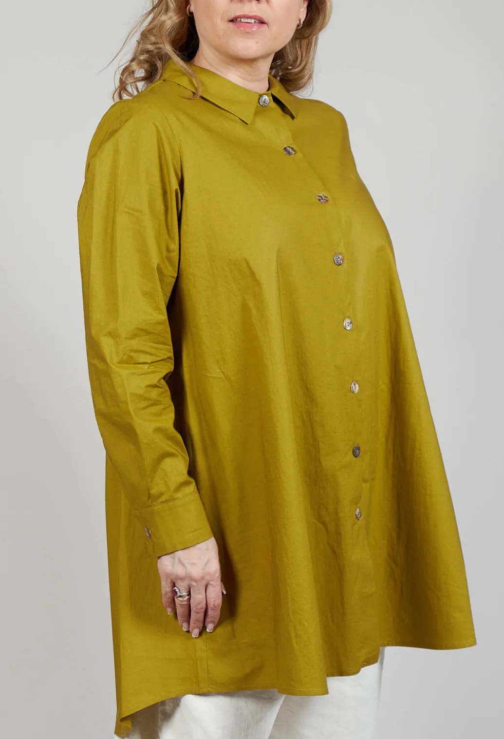 Pleated Back Shirt in Foglia