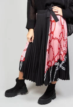 Pleated Midi Skirt in Nude