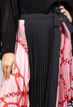 Pleated Midi Skirt in Nude