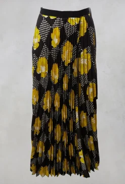 Pleated Midi Skirt in Yellow