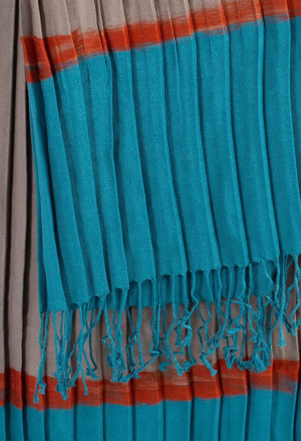 Pleated Scarf in Grey/Blue