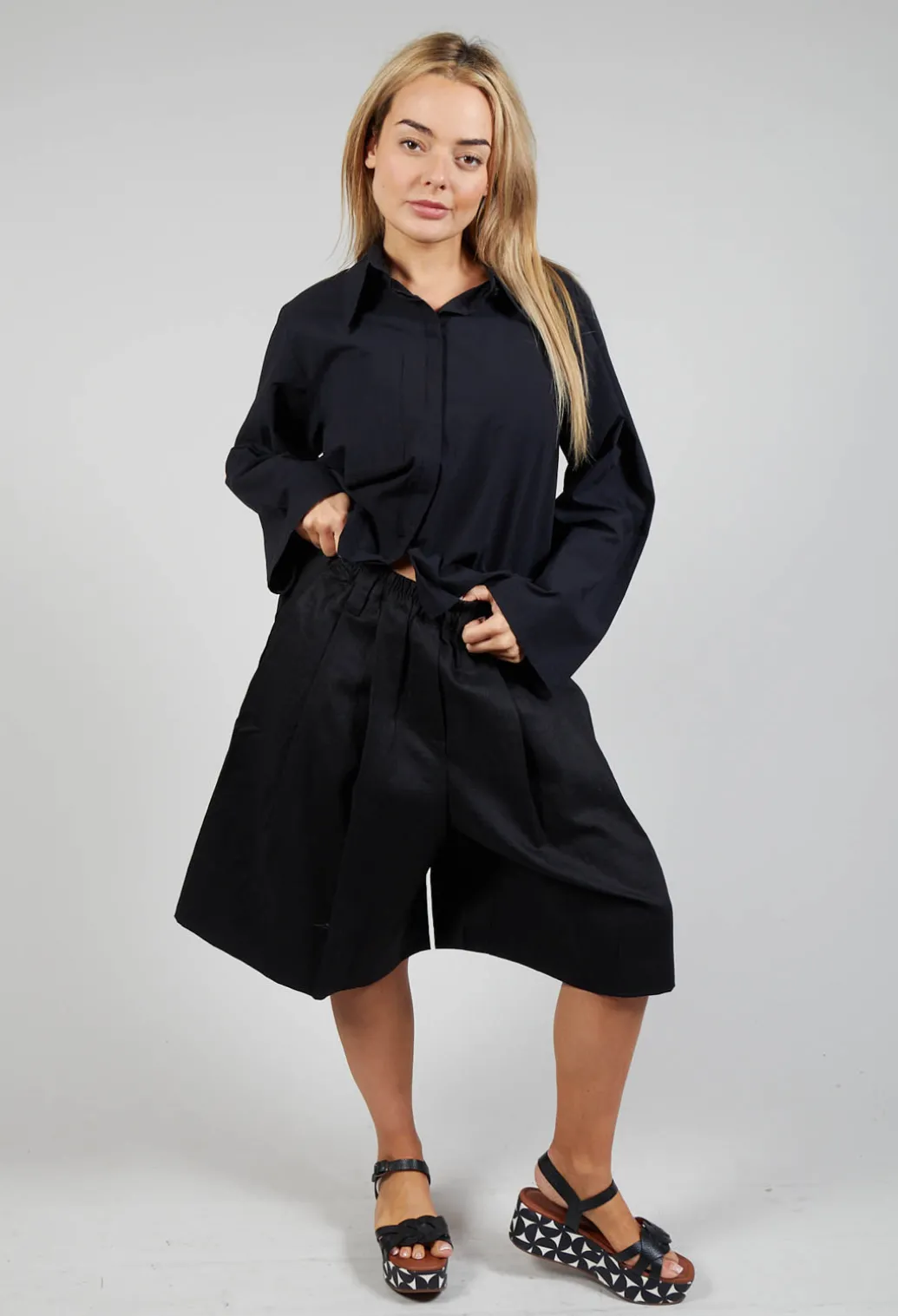 Pleated Shorts in Black