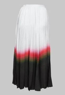 Pleated Skirt in White Faded Dye Hem line