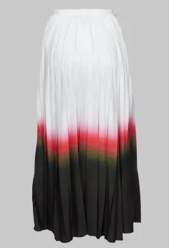 Pleated Skirt in White Faded Dye Hem line