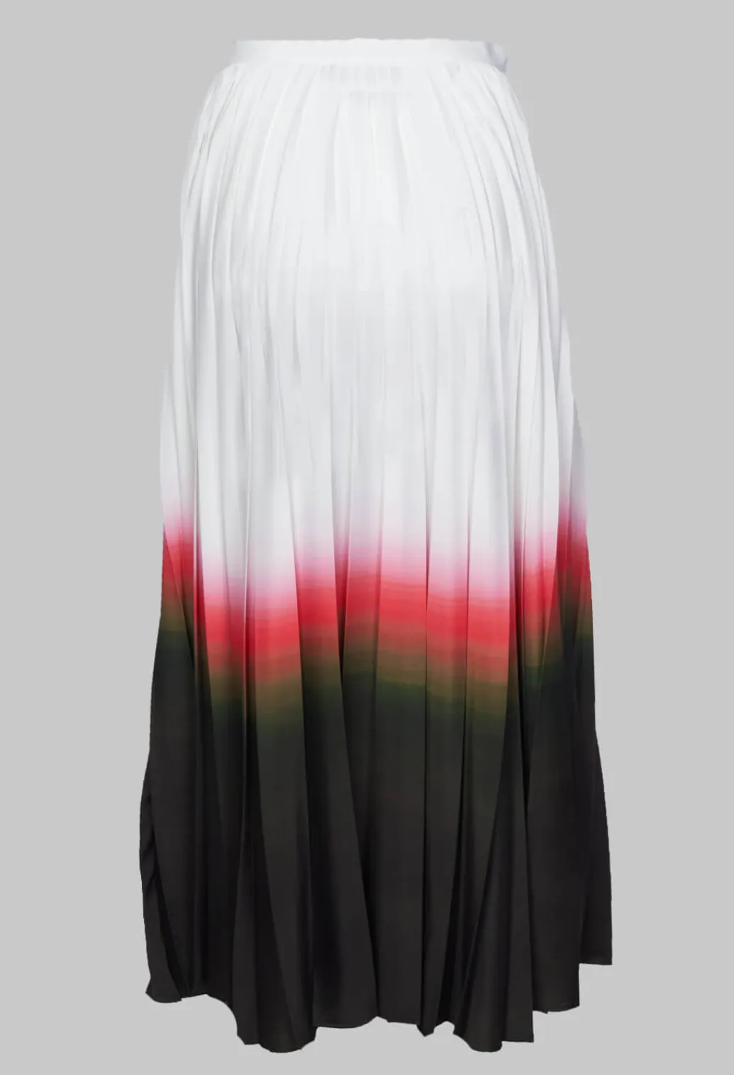 Pleated Skirt in White Faded Dye Hem line