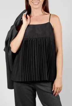 Pleated Top with Overlay in Antracite and Nero