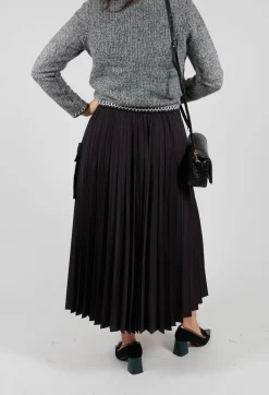 Pleated Utility Skirt in Nero