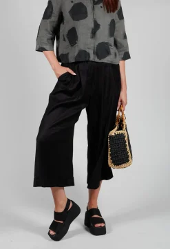 Pleated Wide Leg Trousers in Black