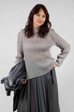 Plisse Longsleeve Top in Perla