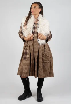 Poilu Scarf in Lama