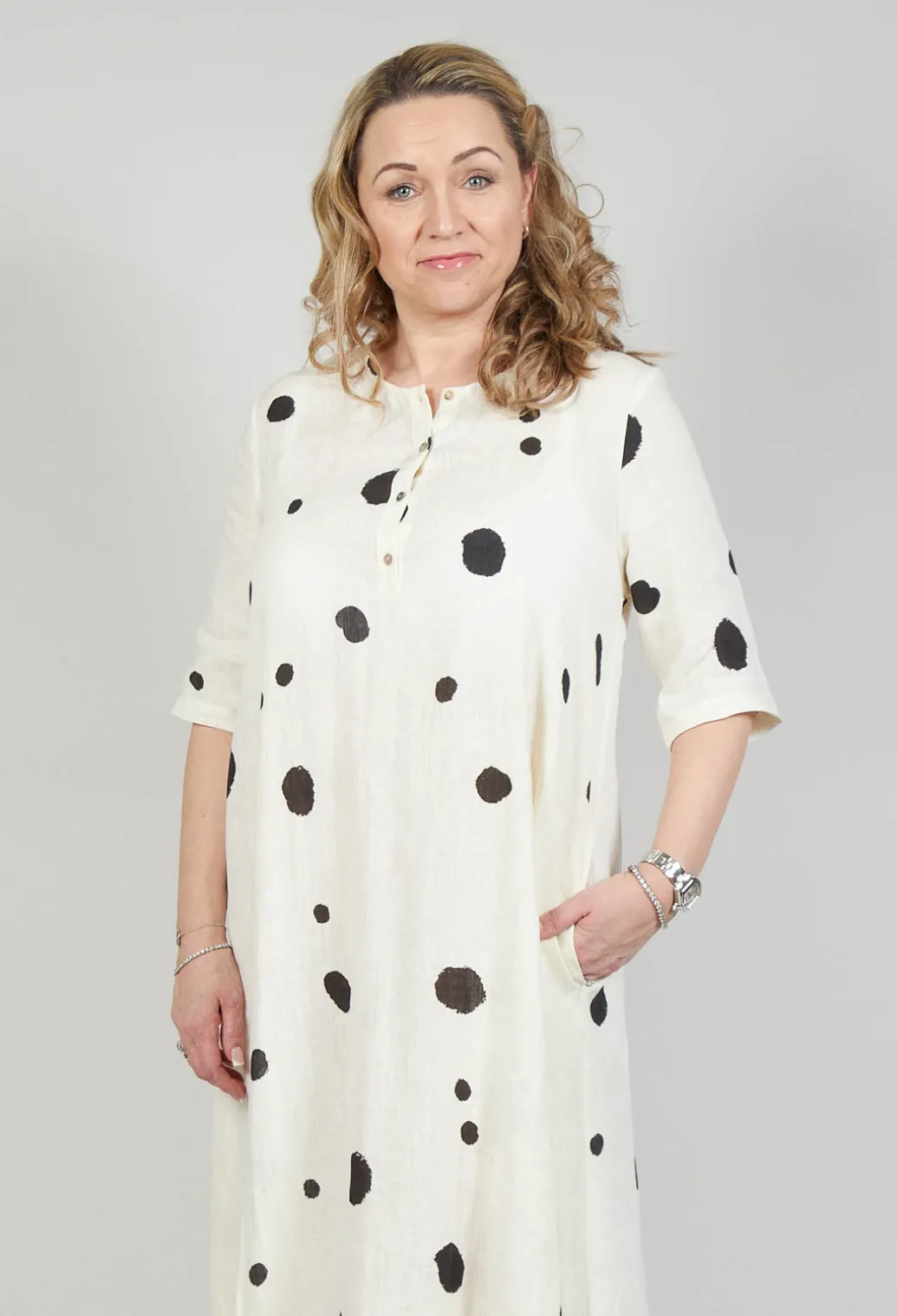 Polka Dot Smock Dress in Pois Nero