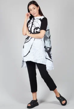 PORS Top in Black White Colourful