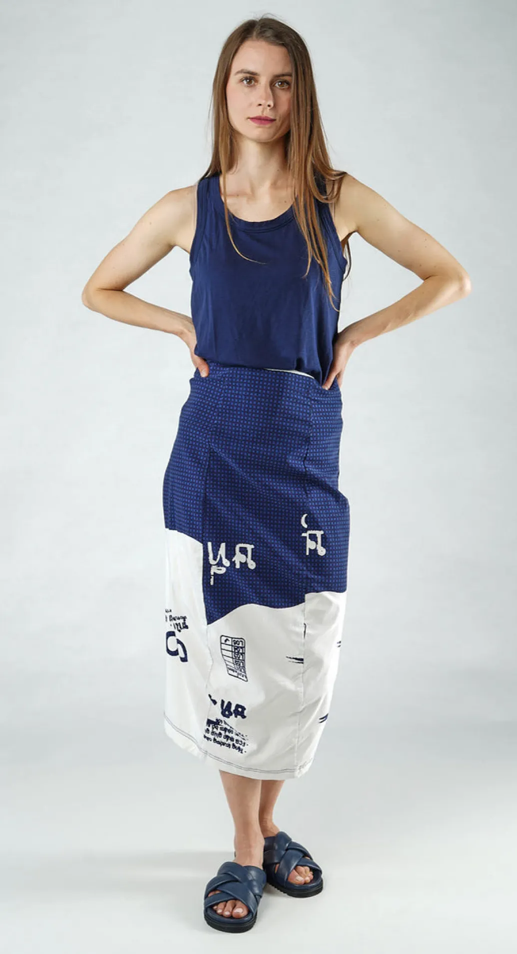 PRE-ORDER - Pull On Curved Hem Pencil Skirt in Navy Check (Pictured in Navy Print)