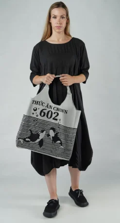 PRE-ORDER - Shopper Bag in Navy Offwhite (Pictured in Grey Black)