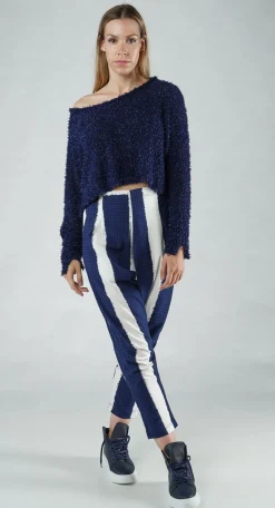 PRE-ORDER - Textured Cropped Jumper in Black (Pictured in Navy)