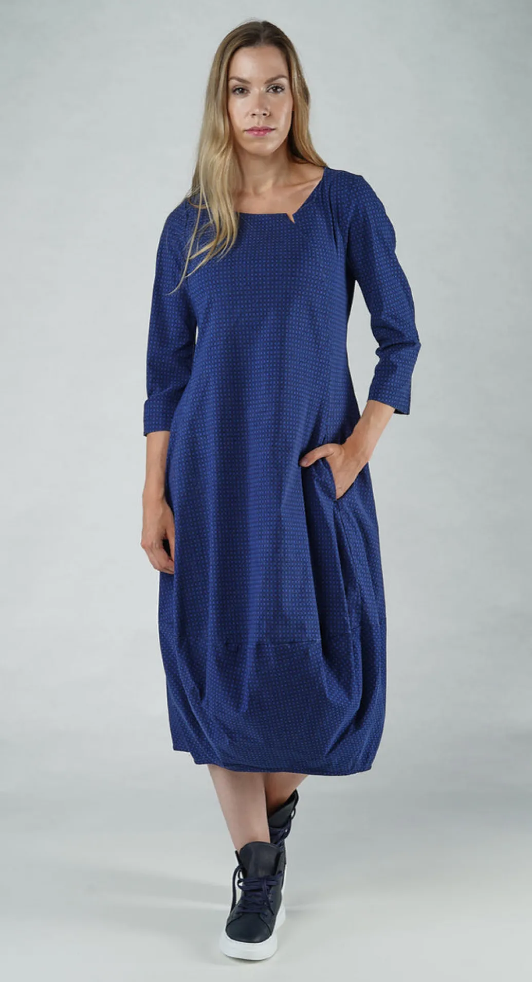 PRE-ORDER - Tulip Hem Dress in Black Print (Pictured in Navy Print)