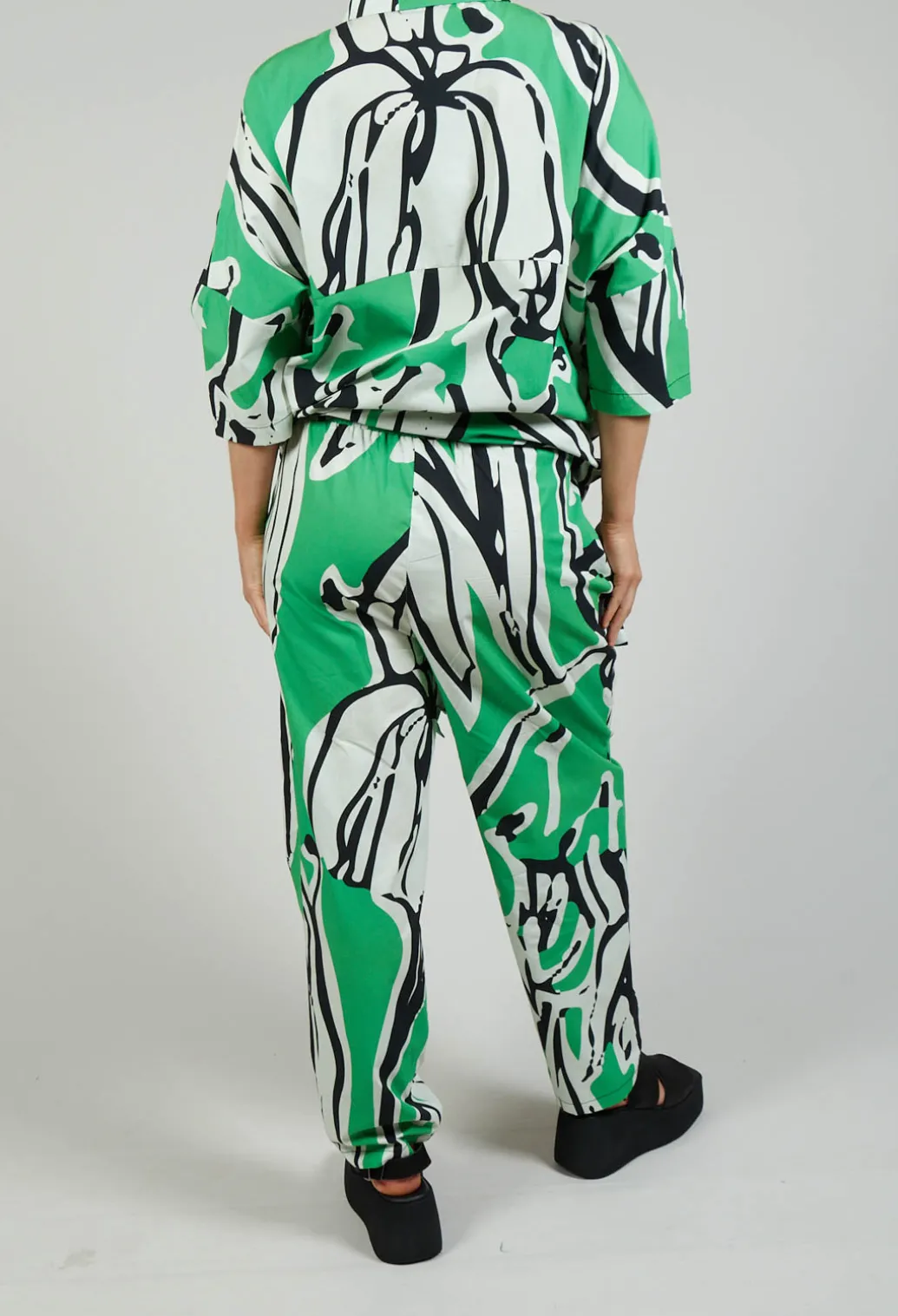 Print Patterned Trousers in Original Green