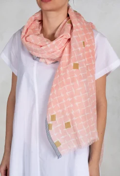 Printed Scarf in Soft Pink
