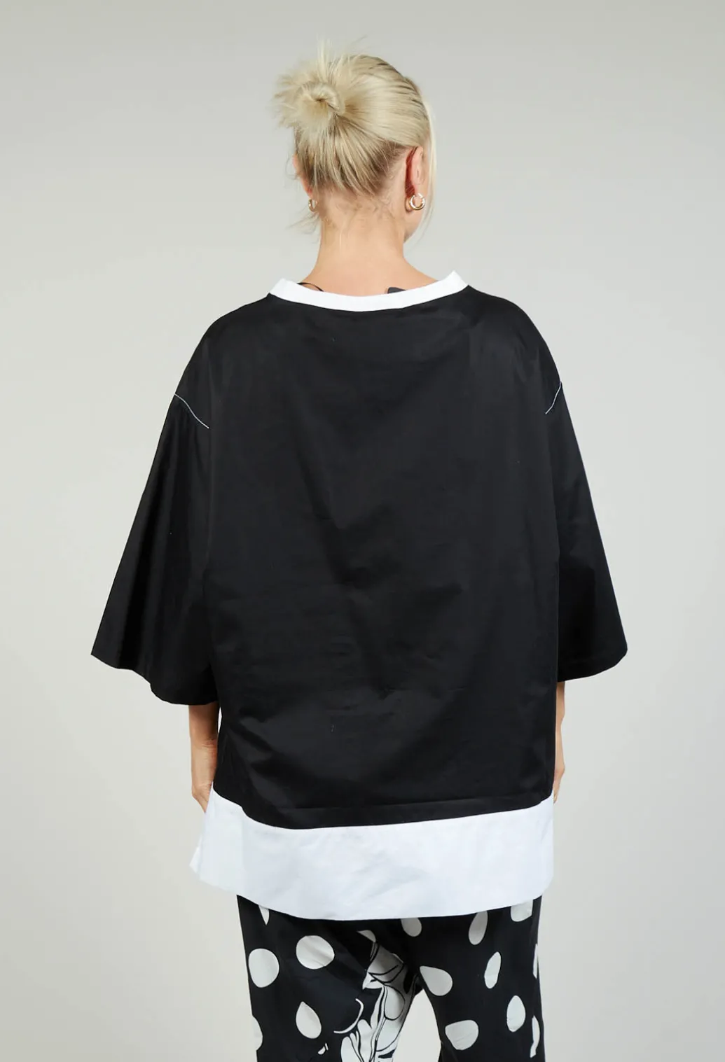Printwork Bracelet Sleeve T-shirt in Original Black