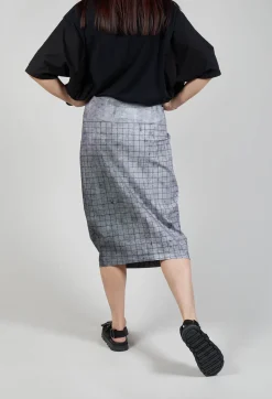 Pull On Fitted Skirt in Black print