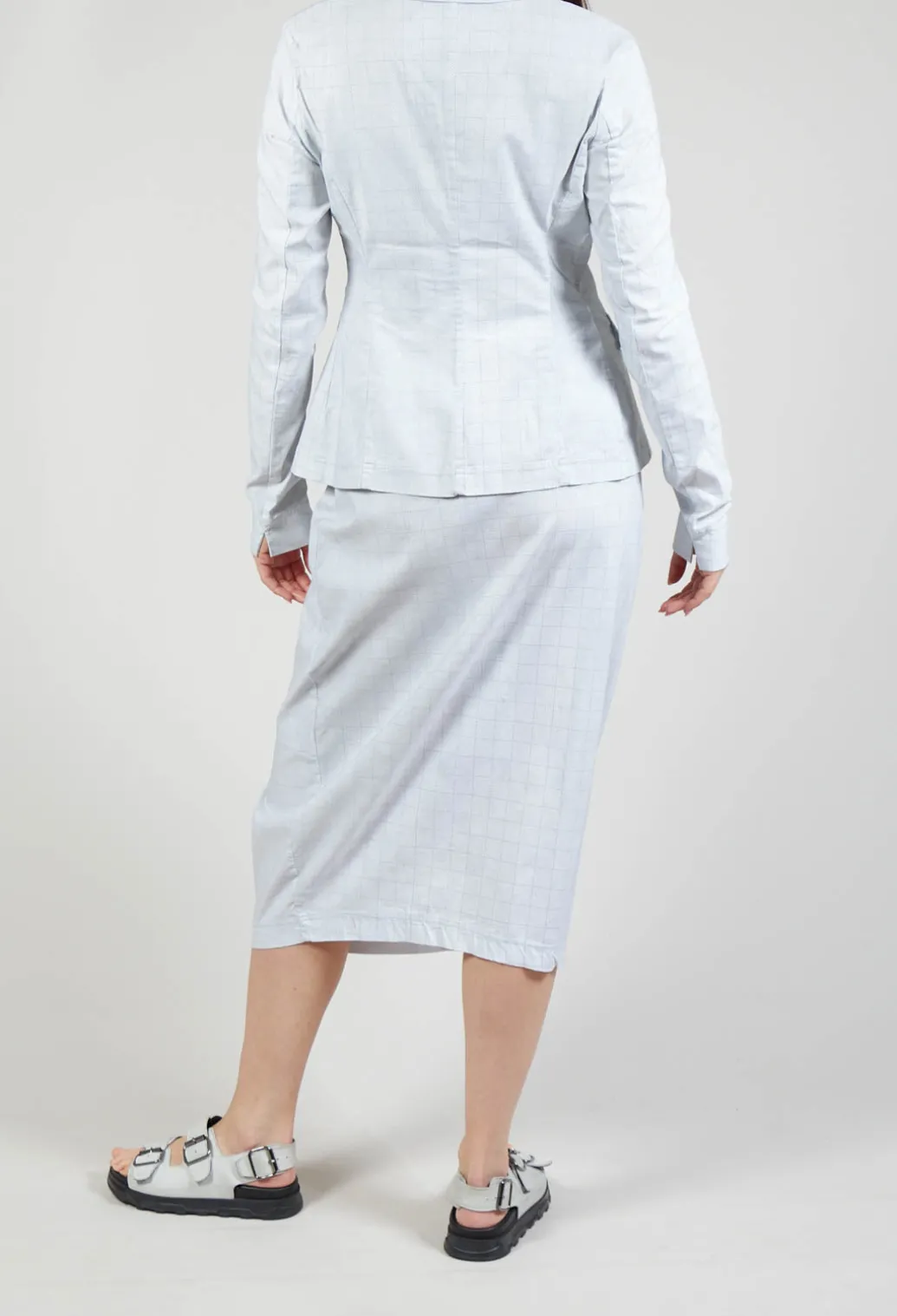 Pull On Fitted Skirt in Grey Print