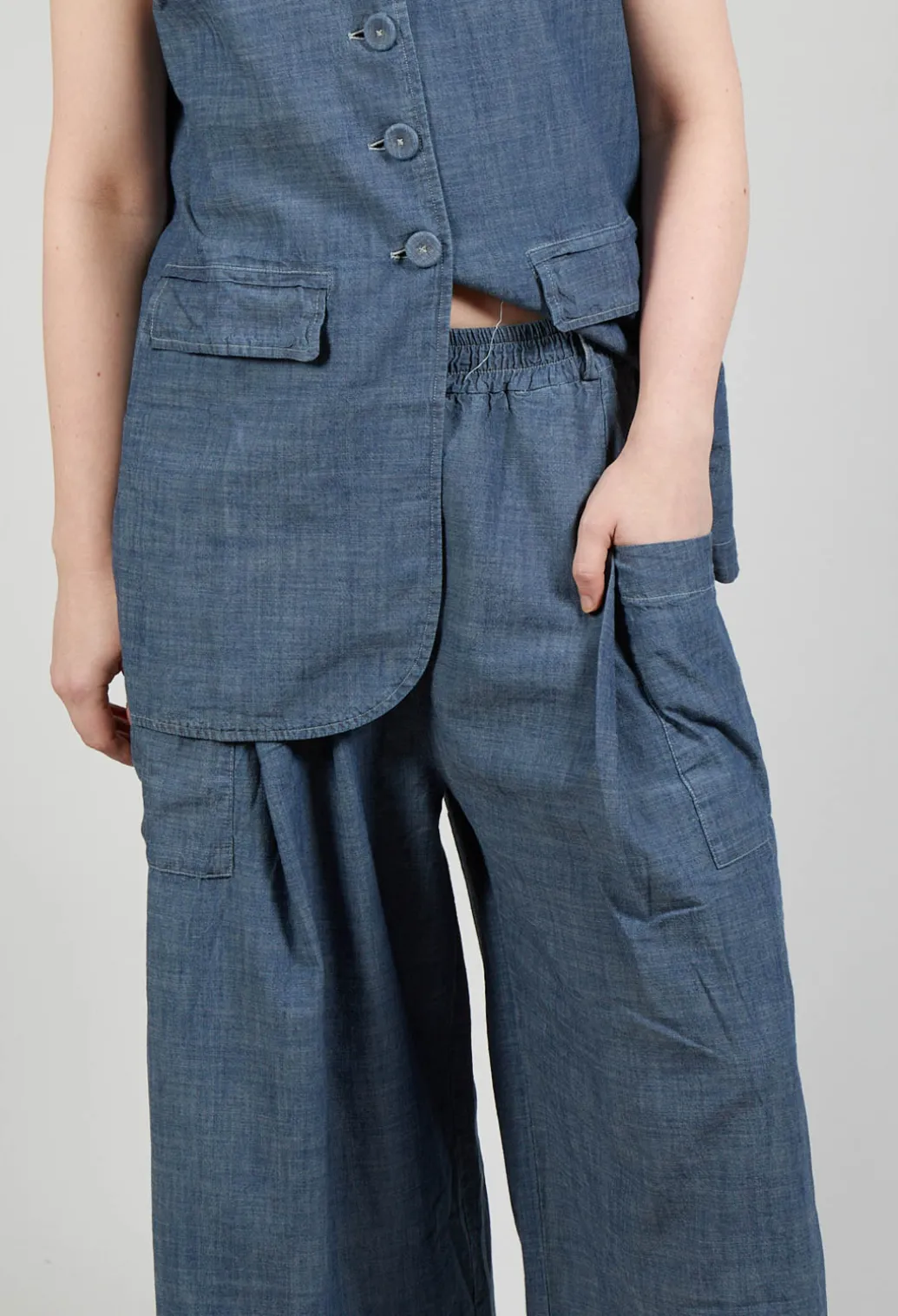 Pull String Capri Trousers in Oyster Grey