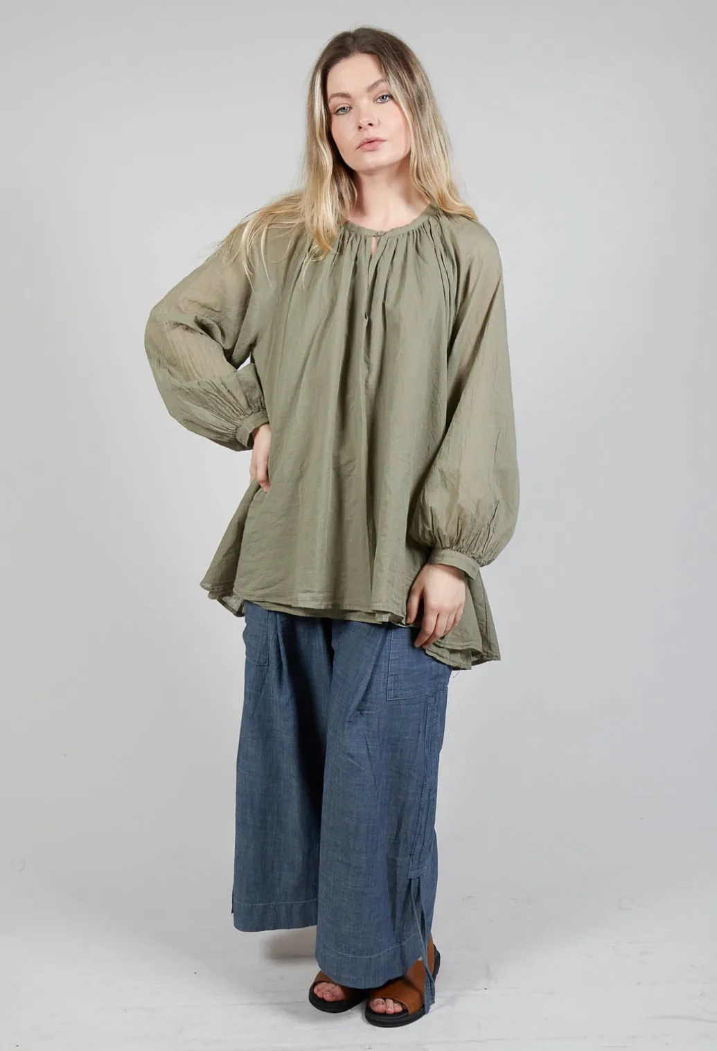 Pull String Capri Trousers in Oyster Grey