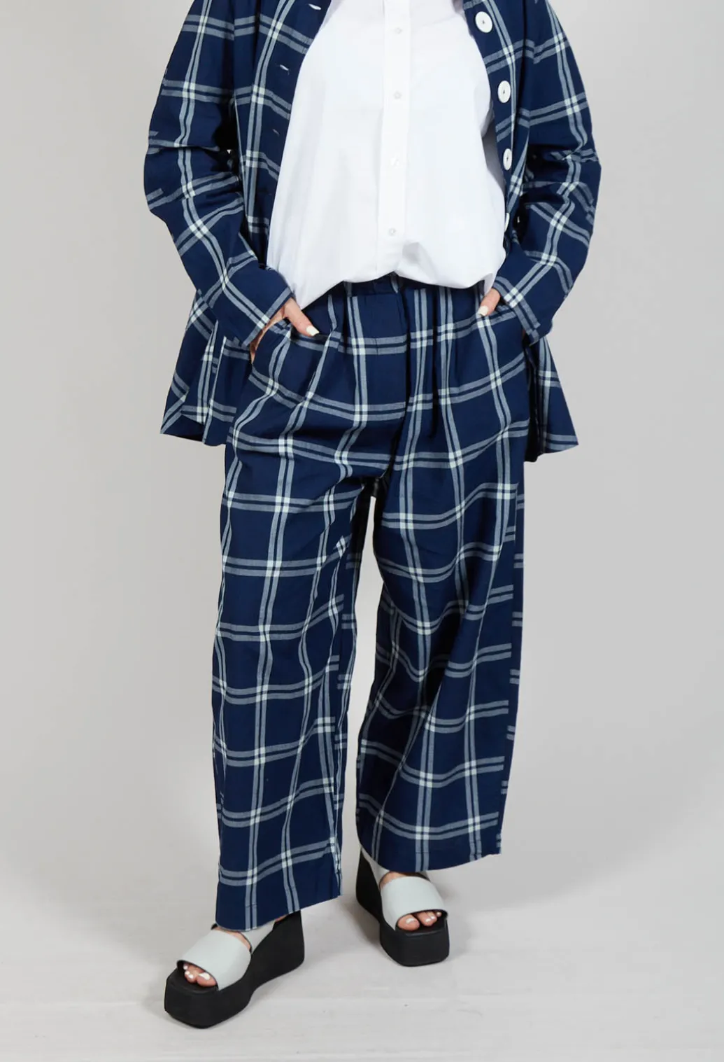 Pull String Waist Trousers in Indigo