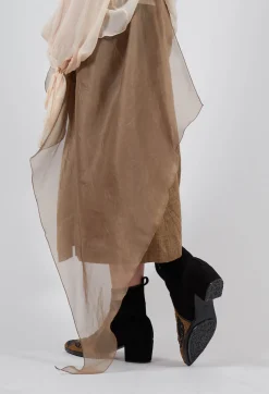 Queen Phyllis Boot in Suede Black Beige