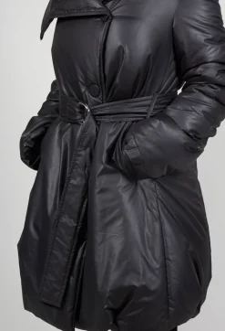 Quilted Coat Vint with High Neck In Black