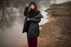 Quilted Coat Vint with High Neck In Black