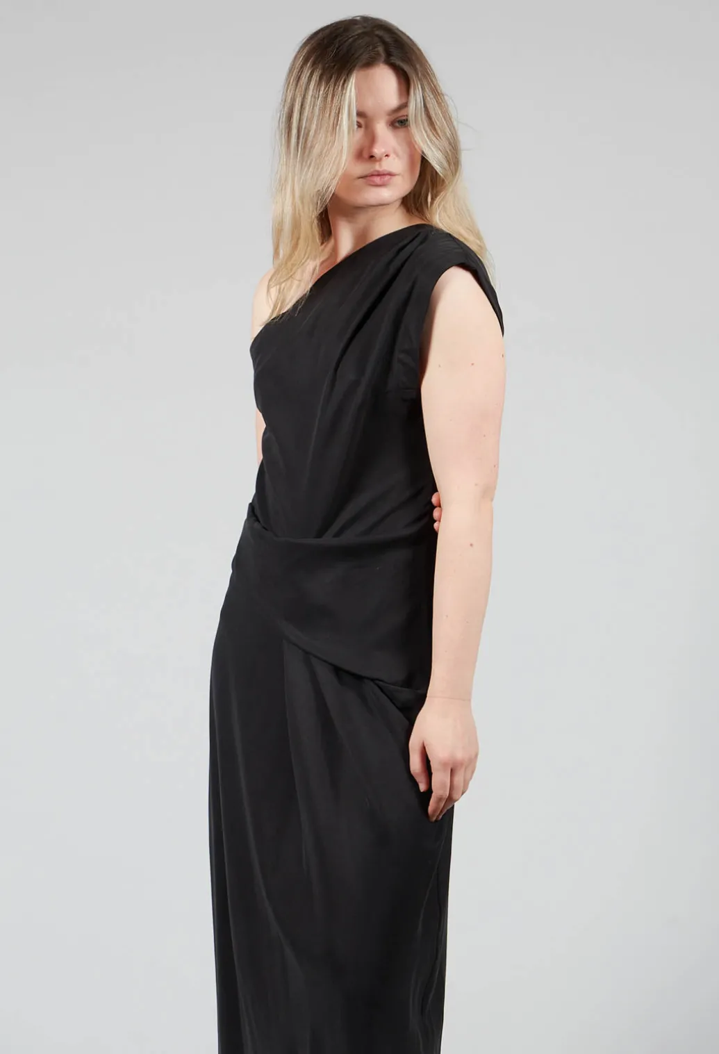 Ra Dress in Black