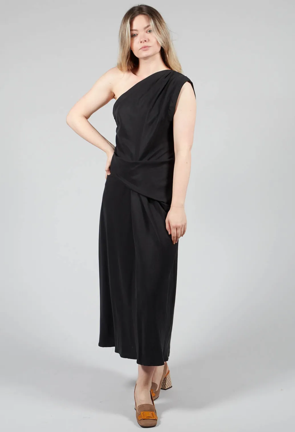 Ra Dress in Black