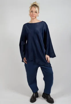 Raj Acto Top in Extra Blue