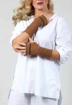 Rana Wrist Warmers in Camel