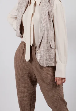 Raro S Trousers in Seme
