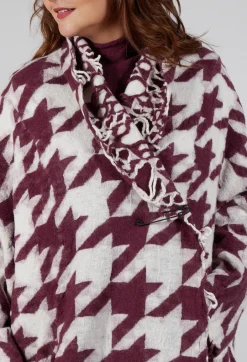 Raw Edge Cardigan in Merlot Bone Jacquard