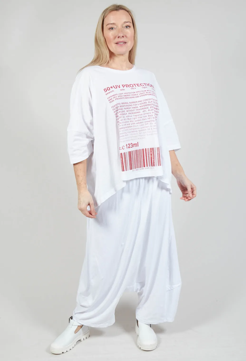 Relaxed Fit Jersey Top with Motif in Chili Print