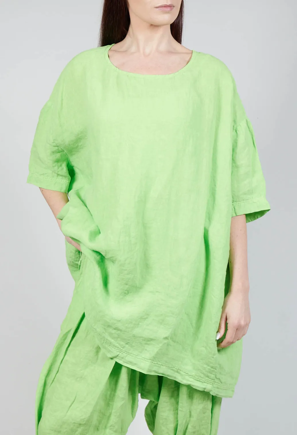 Relaxed Fit Linen Top in Lime