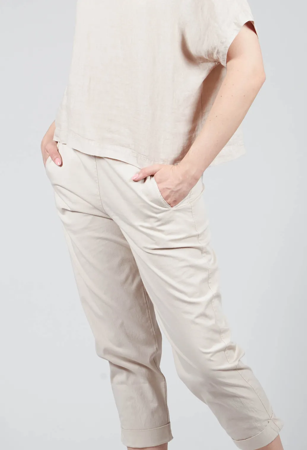 Relaxed Geisha Trousers in Rattan