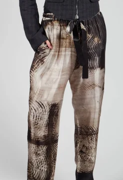Relaxed Trousers in Single Variant