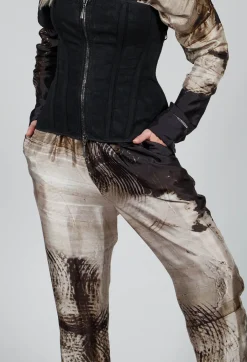 Relaxed Trousers in Single Variant