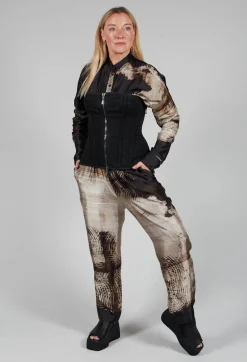 Relaxed Trousers in Single Variant