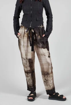 Relaxed Trousers in Single Variant