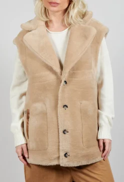 Reversible Gillet with Contrasting Faux Fur and Suede in Camel and Cream