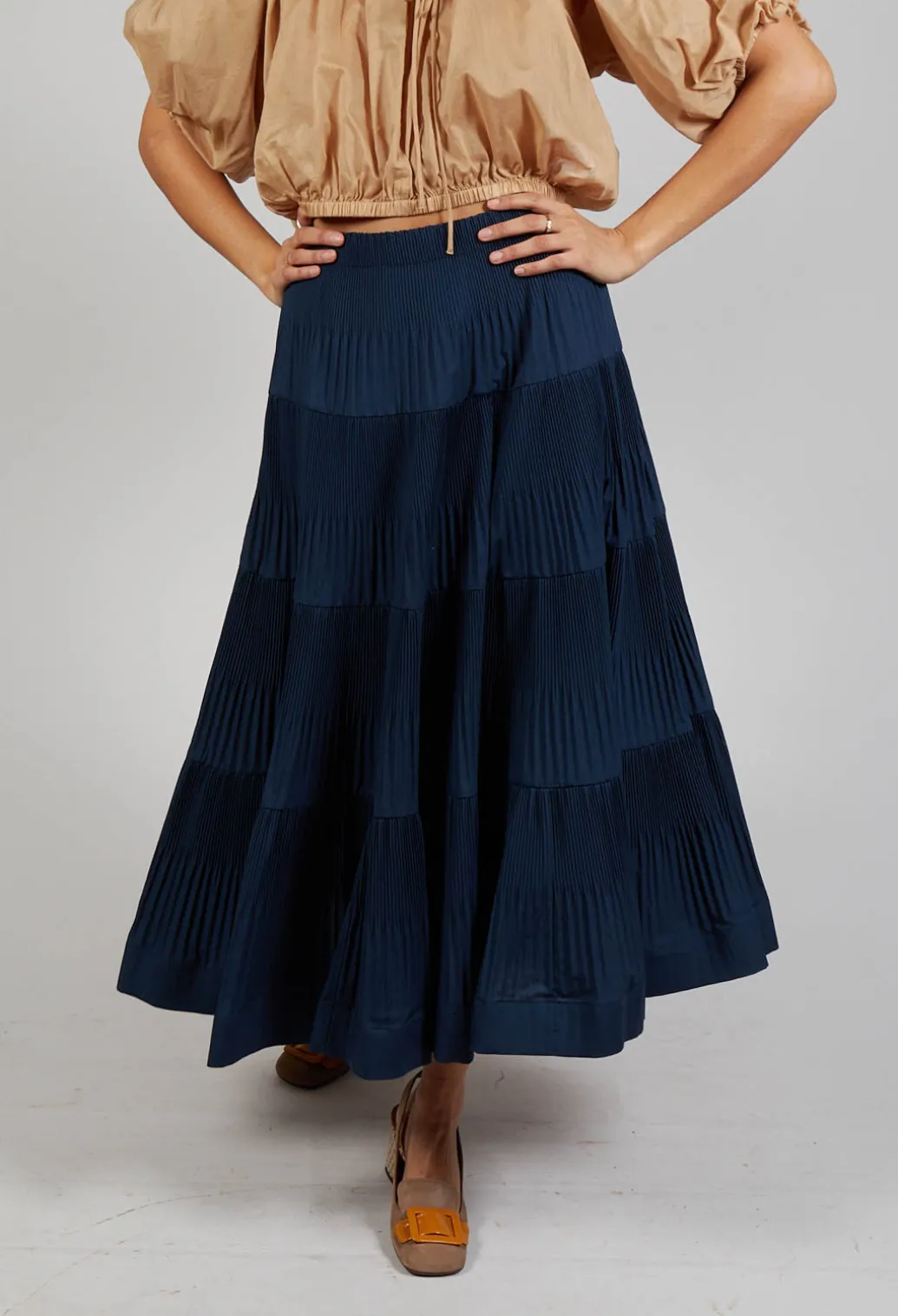 Ribbed Midi Skirt in Navy