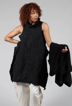 RION Tunic in Black